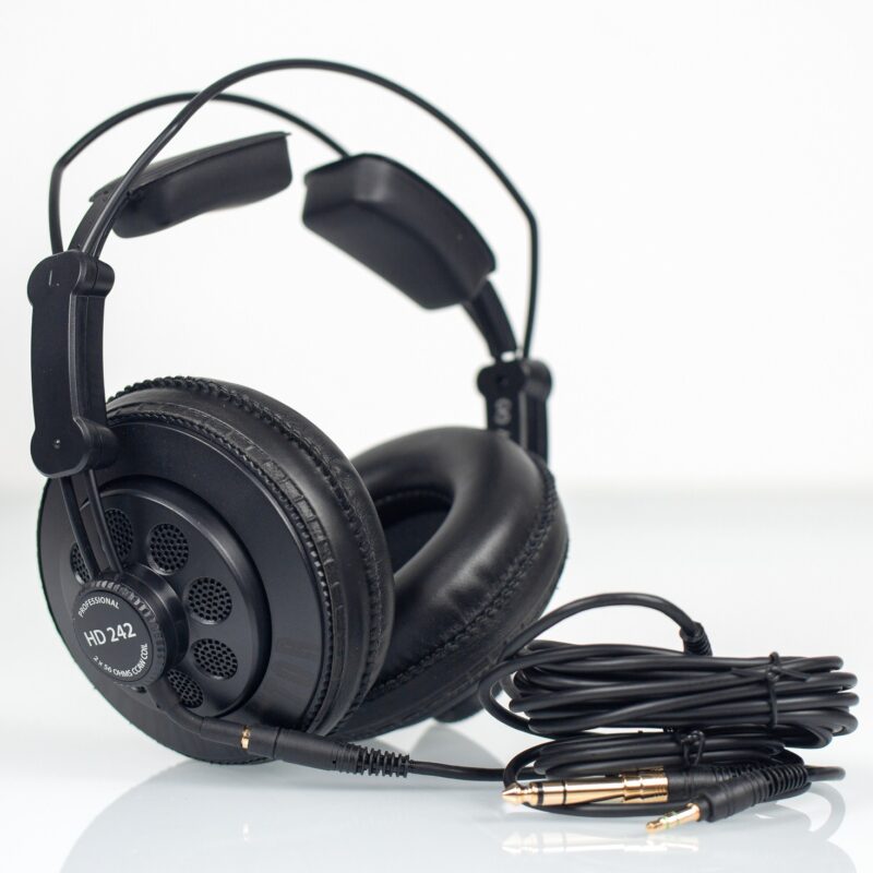 Наушники динамические полуоткрытого типа AXELVOX HD242